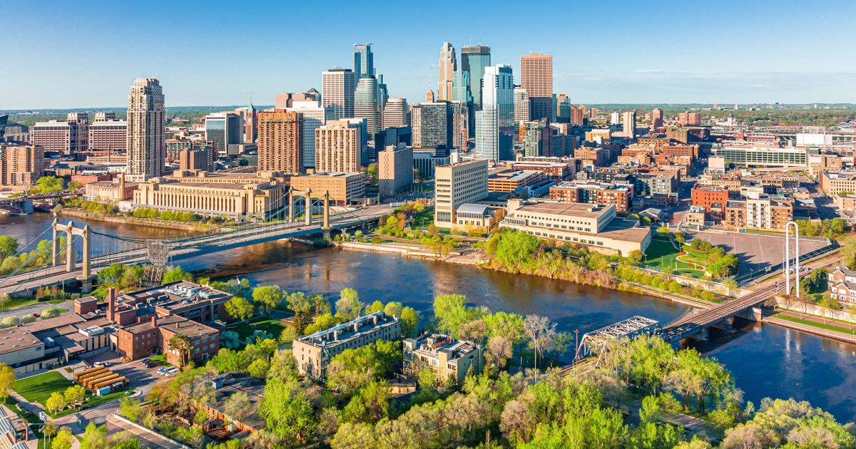 spring-skyline-hero_8ad69fbeb31335518743cb41392c8a63.jpg
